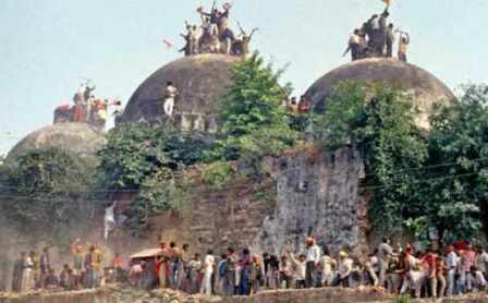अयोध्या पहुंचे मुसलमानों ने लगाए जय श्रीराम के नारे, कहा जल्दी बनवाएं राम मंदिर