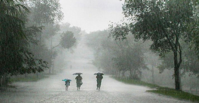 महाराष्ट्र के साथ ही कर्नाटक और उत्तर भारत के पहाड़ी राज्यों में तेज बारिश का अनुमान