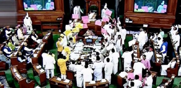 जब भारतीय संसद के इतिहास में पहली बार लाया गया अविश्वास प्रस्ताव