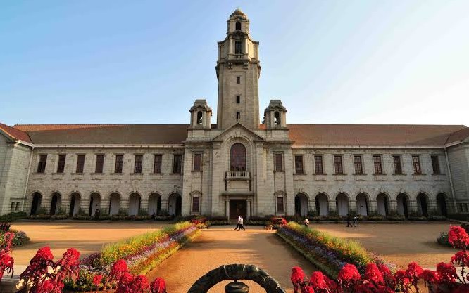 क्यूएस रैंकिंग: आईआईएससी बेंगलुरु सबसे तेजी से बढ़ता दक्षिण एशियाई विश्वविद्यालय, शीर्ष 200 में 4 आईआईटी