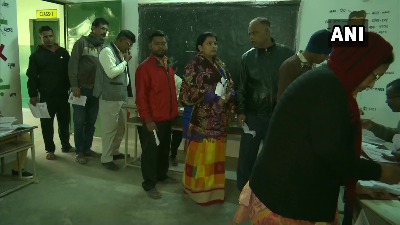 झारखंडः दूसरे चरण में 64.84 फीसदी वोटिंग, दो जगहों पर हिंसा, एक की मौत