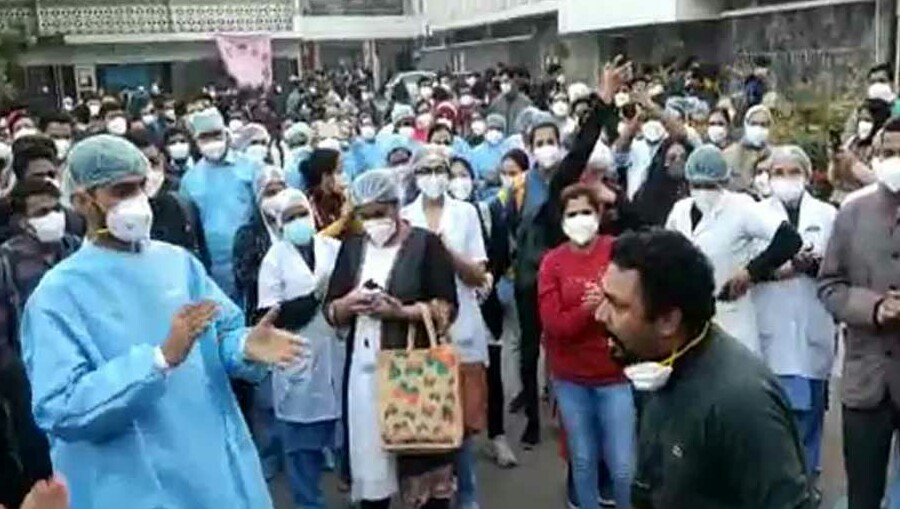 कोरोना के दौरान दिल्ली एम्स की बढ़ी मुसीबत, नर्स संघ ने किया अनिश्चितकालीन हड़ताल का ऐलान