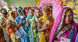 EC की टीम ने आगामी विधानसभा चुनाव की तैयारी के लिए किया गुजरात का दौरा, कभी भी हो सकता है चुनावों का एलान