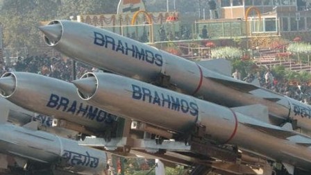 भारत से ब्रह्मोस मिसाइल खरीद रहा फिलीपींस, दोनों देशों ने साइन की 375 मिलियन डॉलर की डील