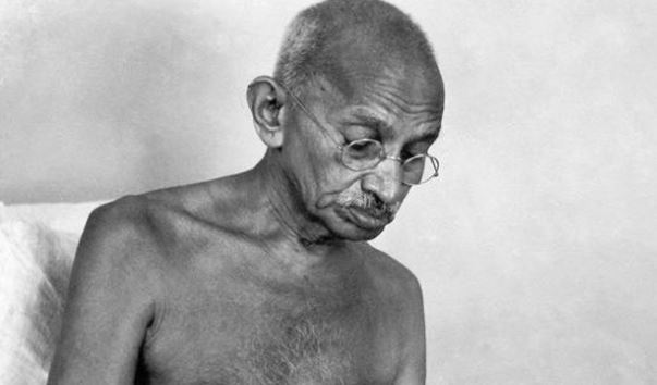 महात्मा गांधी हत्या केस दोबारा शुरू करने के विरोध में सुप्रीम कोर्ट पहुंचे परपोते तुषार गांधी