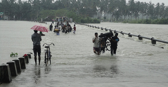 श्रीलंका में भारी बारिश और बाढ़ से दो लाख लोग प्रभावित, 11 की मौत