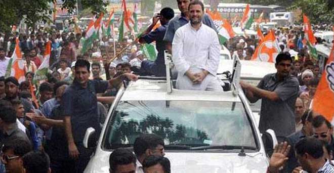 राहुल की किसान यात्रा में मारपीटः जांच करेंगे सुशील कुमार शिंदे