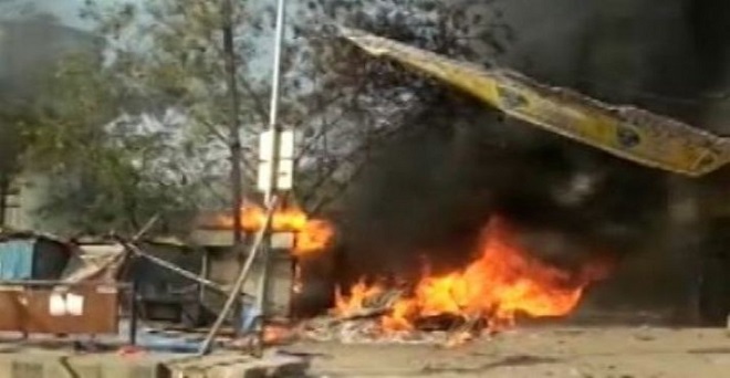 बिहार के औरंगाबाद में सांप्रदायिक हिंसा के बाद कर्फ्यू, स्थिति तनावपूर्ण