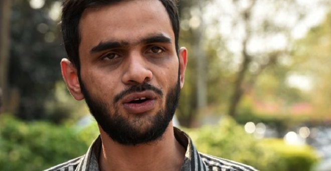 जेएनयू के छात्र नेता उमर खालिद पर हमले की कोशिश, पिस्तौल छोड़कर भागा शख्स