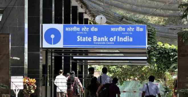 सरकार ने 13 सरकारी बैंकों में डाली 22,915 करोड़ रुपए की पूंजी
