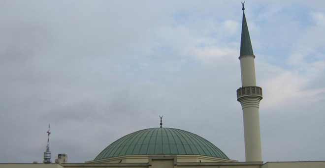 आस्ट्रिया में सात मस्जिदें बंद