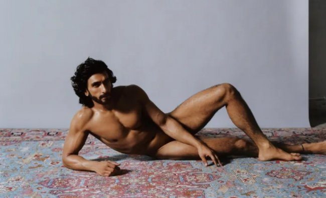 अभिनेता रणवीर सिंह ने मुंबई पुलिस को बताया, 'नग्न' तस्वीर उनकी नहीं; फोटो के साथ की गई है छेड़छाड़