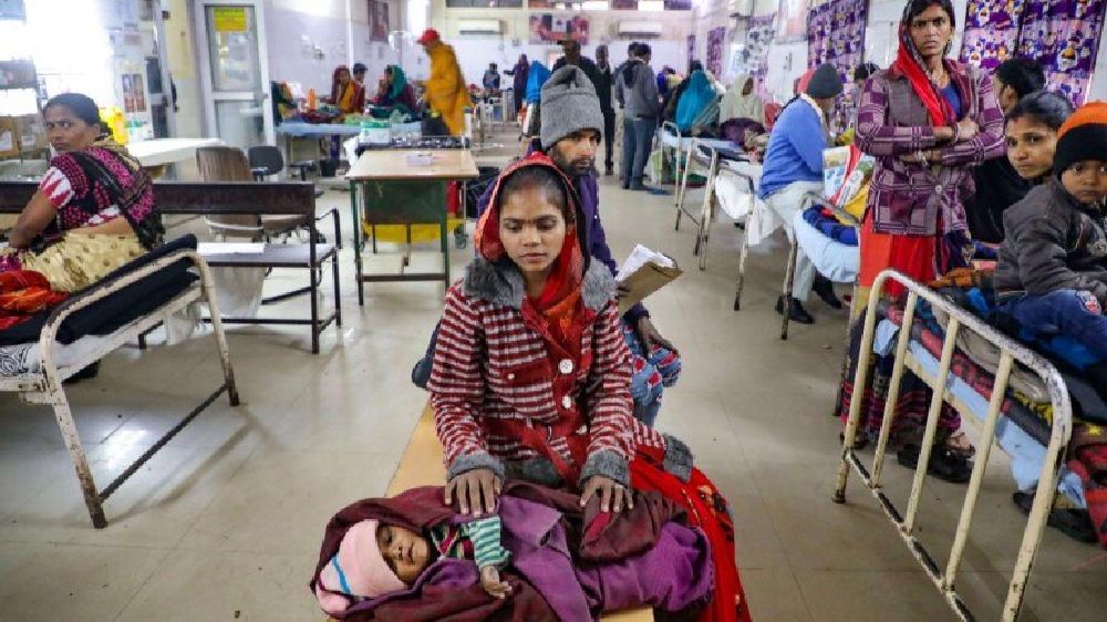 कोटा में बच्चों की मौत का आंकड़ा 107 पर पहुंचा, केंद्र सरकार की टीम पहुंची जेके लोन अस्पताल