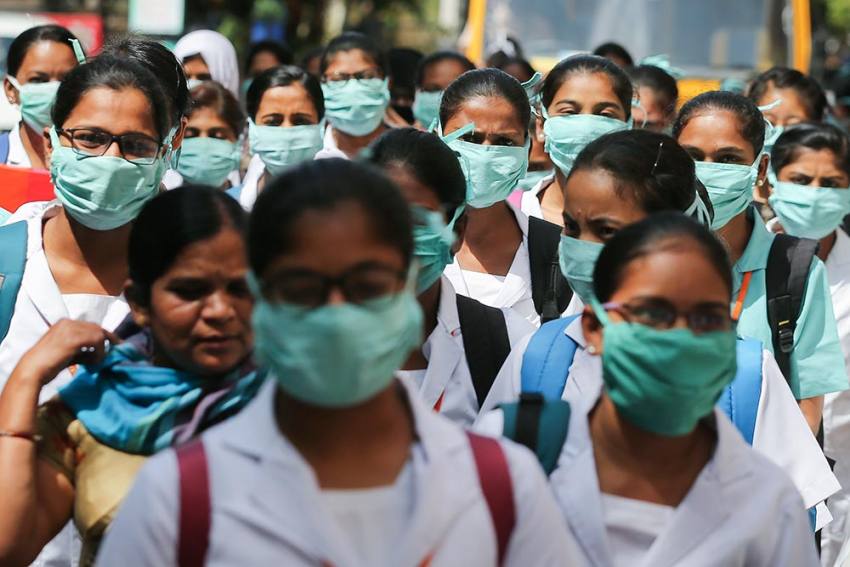 कोरोना वायरस से भारत में पहली मौत की पुष्टि, संक्रमित लोगों की संख्या 81 पहुंची