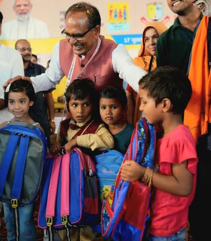 मध्यप्रदेश: मुख्यमंत्री शिवराज सिंह चौहान ने गुलाना, शाजापुर से किया 'स्कूल चले हम अभियान 2023' का शुभारंभ
