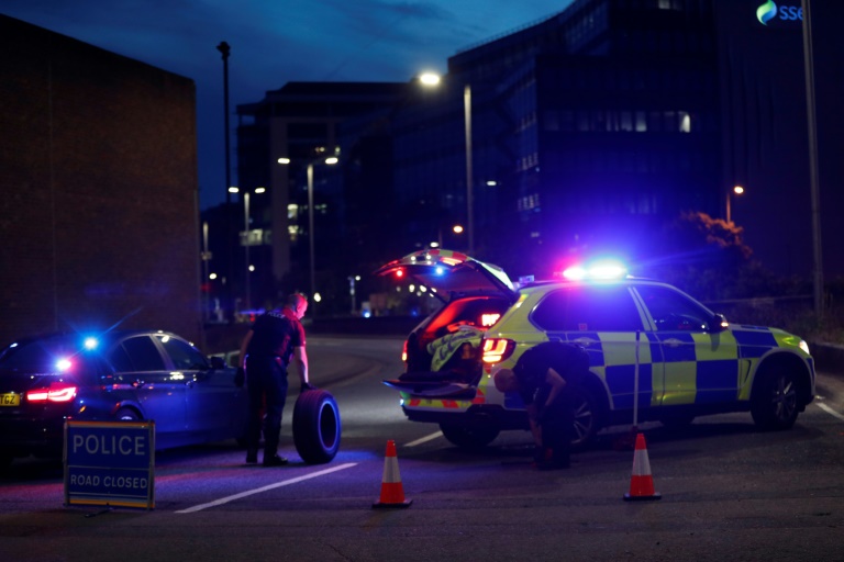 इंग्लैंड के रीडिंग सिटी में चाकू से आतंकी हमला, तीन लोगों की मौत, तीन घायल