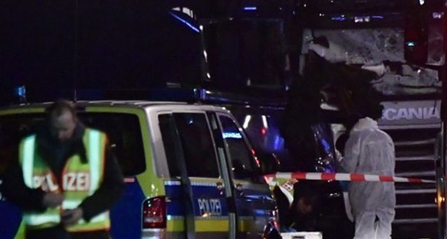 जर्मनी में क्रिसमस बाजार में पाकिस्तानी युवक ने ट्रक घुसाया, 12 लोगों की मौत