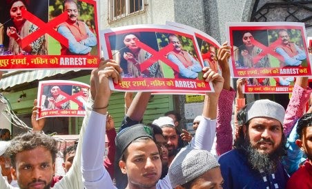 नूपुर शर्मा के खिलाफ विरोध प्रदर्शन करना पड़ा भारी, प्रवासियों को डिपोर्ट करेगा कुवैत