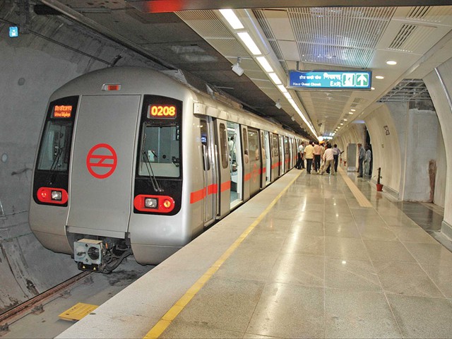 जानिए, कितना महंगा होगा दिल्ली मेट्रो का सफर