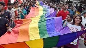 दिल्ली महिला आयोग ने  समलैंगिक समूह के कनवर्जन थेरेपी पर की एक्शन लेने की मांग, NMC को नोटिस जारी