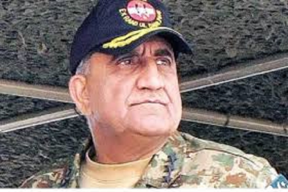 पाकिस्तान में तीन साल के लिए बढ़ाया गया आर्मी चीफ बाजवा का कार्यकाल