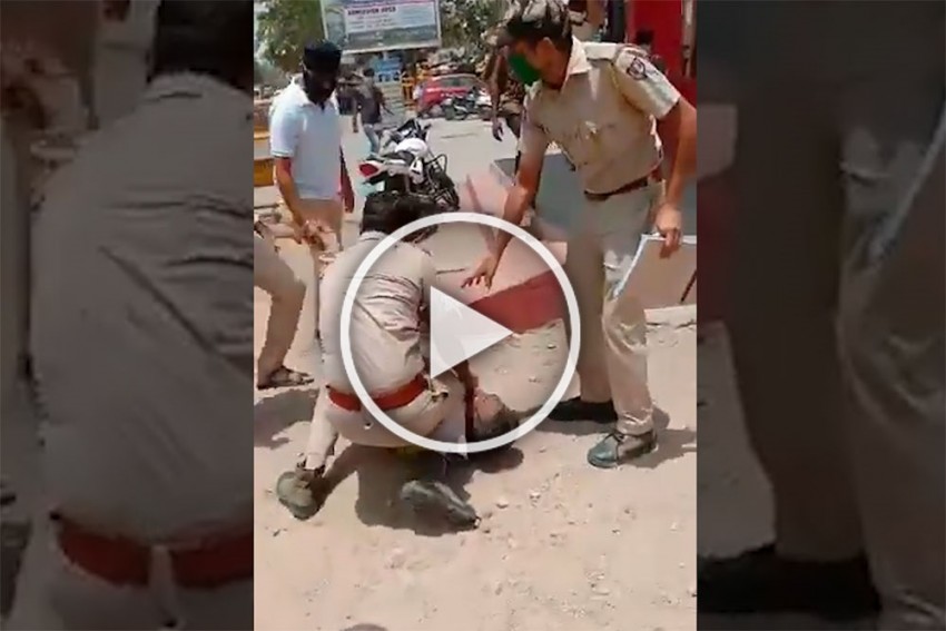 राजस्थान में अमेरिका जैसी वारदात, मास्क नहीं पहनने पर विवाद के बाद युवक की गर्दन को पुलिसकर्मी ने घुटनों से दबाया