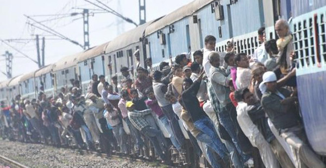 दिवाली-छठ में विशेष ट्रेनों को चुनाव आयोग की हरी झंडी