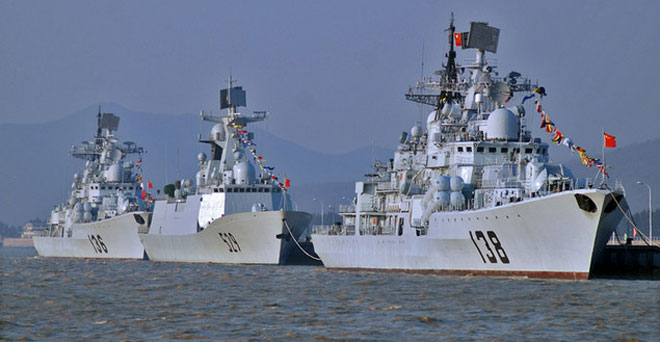 दक्षिण चीन सागर में ताकत दिखा रही है चीन की नौसेना