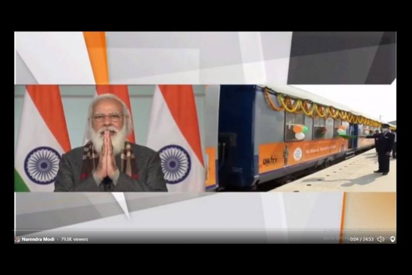 रेल नेटवर्क से जुड़ा स्टैच्यू ऑफ यूनिटी; 8 ट्रेनों को पीएम मोदी ने दिखाई हरी झंडी, बोले- इतिहास में पहली बार ऐसा हुआ