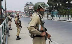 जम्मू-कश्मीरः कुपवाड़ा में सुरक्षा बलों ने घुसपैठ की कोशिश को किया नाकाम, दो आतंकवादियों को मार गिराया
