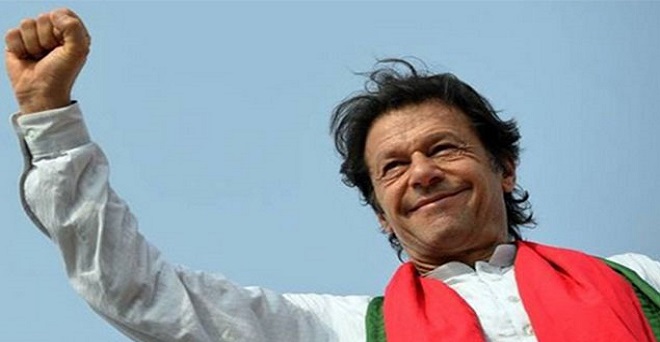 पाकिस्तान के अगले PM बनने की ओर इमरान खान, रुझानों में पीटीआई सबसे आगे
