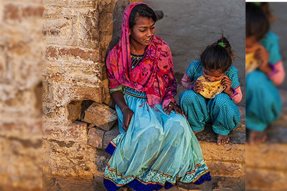 महिलाएं सबसे बाद में बचा-खुचा खाती हैं, इसलिए भारत कुपोषण का शिकार