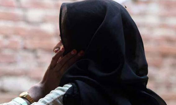 मुस्लिम महिला ने ससुराल वालों को दी ‘हिन्दू धर्म’ अपनाने की धमकी