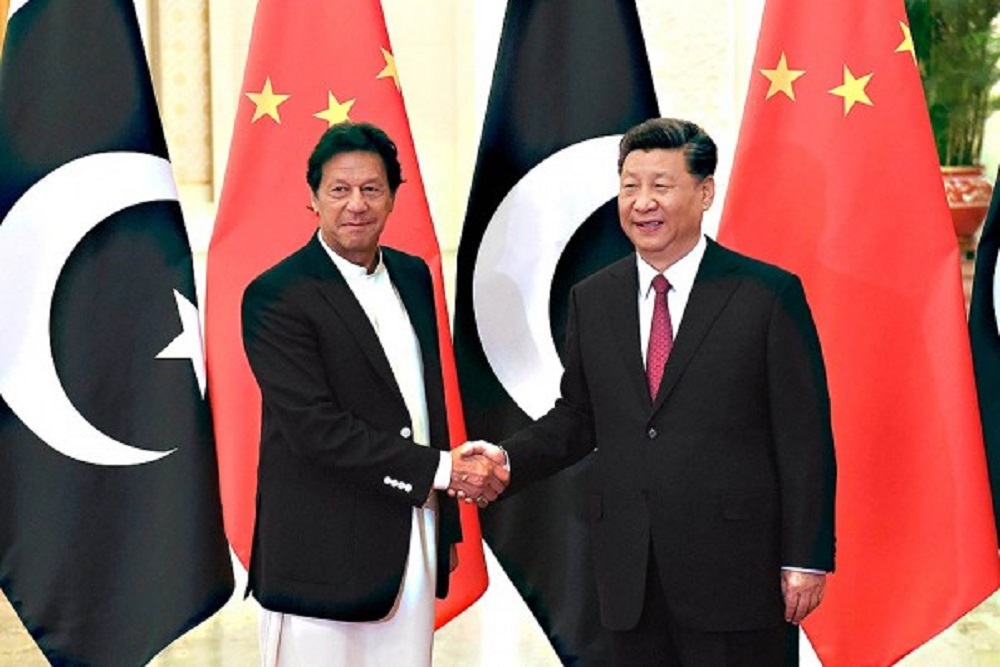 चीन ने कहा- कश्मीर में स्थिति पर 'करीबी नजर', भारत ने दिया जवाब