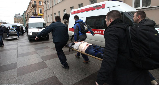 रूस के सेंट पीटर्सबर्ग मेट्रो में विस्फोट, 10 लोगों की मौत
