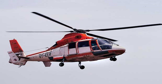 मुंबई: ONGC कर्मचारियों को ले जा रहा हेलीकॉप्टर क्रैश, एक शव बरामद