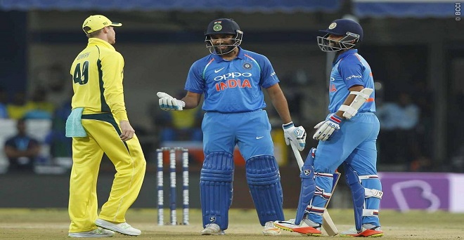 भारत-ऑस्ट्रेलिया तीसरा वनडे: टीम इंडिया बैटिंग के लिए उतरी, सीरीज जीतने के लिए 294 रनों का लक्ष्य