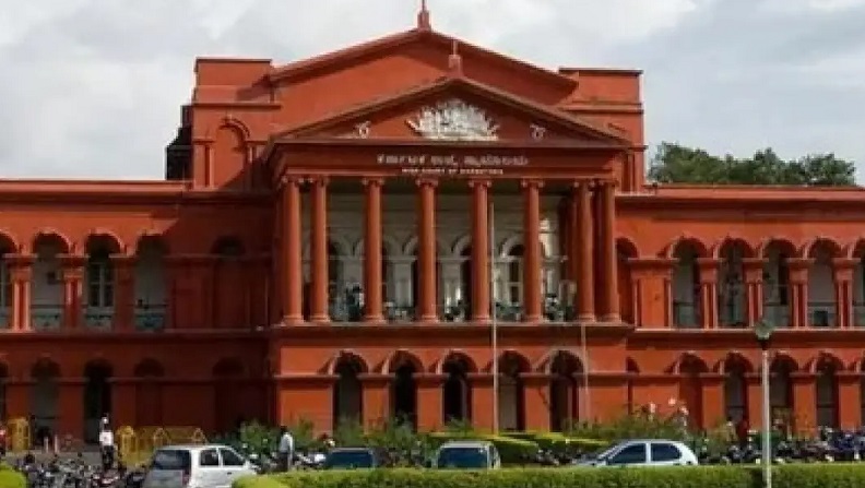 कर्नाटक HC ने कहा- आज तक के एंकर सुधीर चौधरी की रिपोर्ट 'अल्पसंख्यकों के खिलाफ पैदा कर सकती है नफरत'