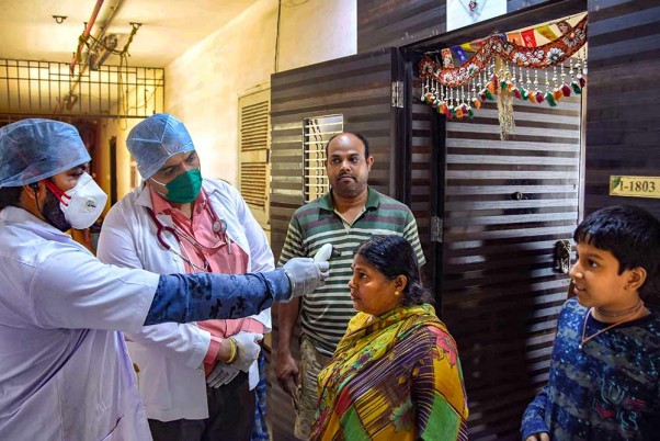 दिल्‍ली के कैंसर अस्पताल के बाद अब सफदरजंग के दो डॉक्टर कोरोना से संक्रमित