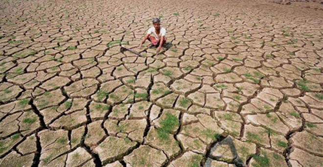 गुजरात: राज्य के 19 जिलों में सूखे जैसे हालात, खरीफ फसलों की बुवाई में आई कमी