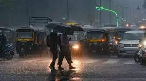 तमिलनाडु: दक्षिणी राज्य में बेमौसम बारिश के कारण तंजावुर में स्कूल और कॉलेज बंद, 11 जिलों में येलो अलर्ट
