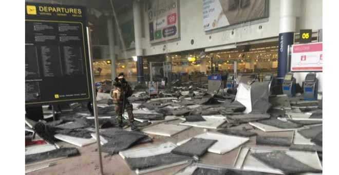 ब्रसेल्स हवाई अड्डे पर धमाके, एक की मौत