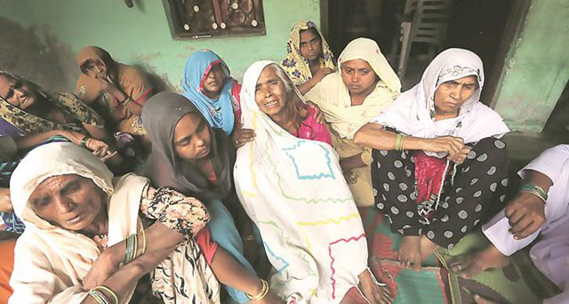 हिंंदू वाहिनी के लोगों पर बुजुर्ग की हत्या का आरोप, मुस्लिम परिवारों में भय