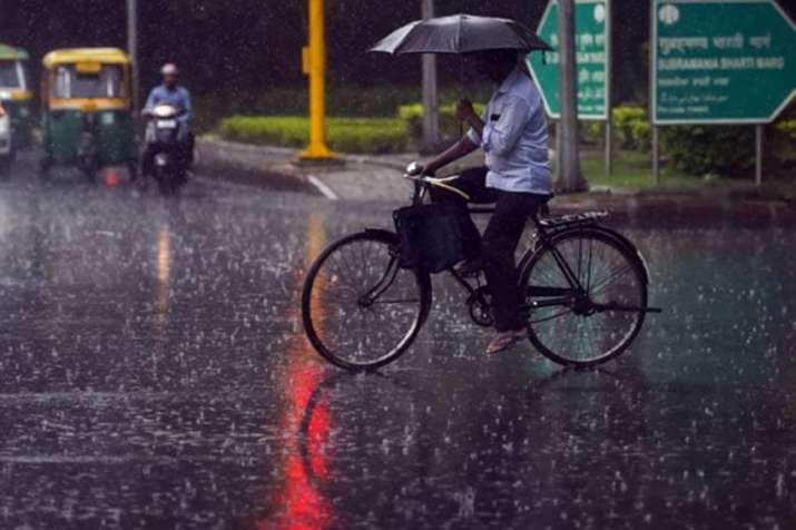 दिल्ली में टूट सकता है 11 साल का रिकॉर्ड, 2010 के बाद पहली बार 1,000 मिमी से ज्यादा बारिश