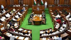 दिल्ली विधानसभा में हंगामा: उपराज्यपाल के भाषण में भाजपा विधायकों के बाधा डालने के खिलाफ सदन ने किया प्रस्ताव पारित