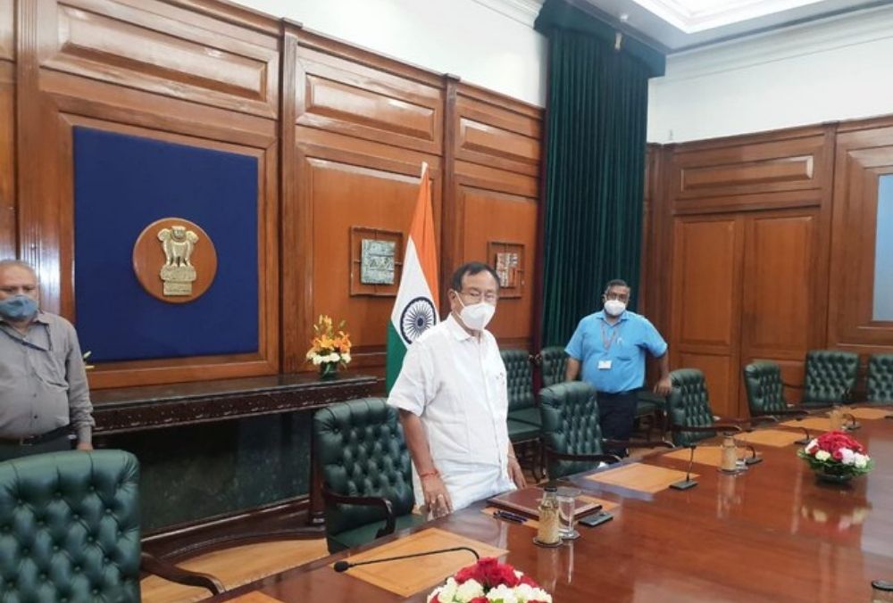 डॉ. राजकुमार रंजन सिंह ने संभाला विदेश मंत्रालय (MEA) में राज्य मंत्री (MoS) का कार्यभार