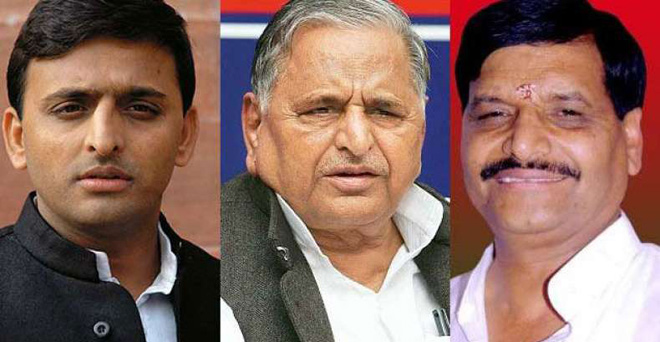 अखिलेश ने शिवपाल समेत 4 मंत्रियों को किया बर्खास्‍त, सपा का संकट गहराया