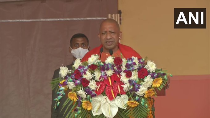 यूपीः CM योगी ने SP-RLD पर साधा निशाना; बोले- ये करते हैं कब्रिस्तान का विकास, हमारा फोकस मथुरा, अयोध्या और काशी पर