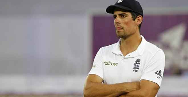 कुक ने इंग्लैंड टेस्ट टीम की कप्तानी से इस्तीफा दिया : ईसीबी