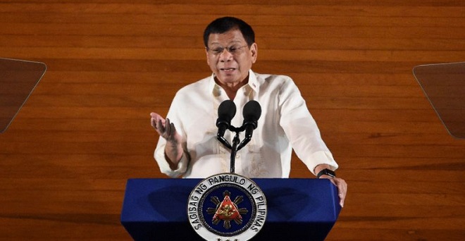 फिलीपीन: राष्ट्रपति ने कई जजों और नेताओं को नशीले पदार्थों से जुड़ा बताया